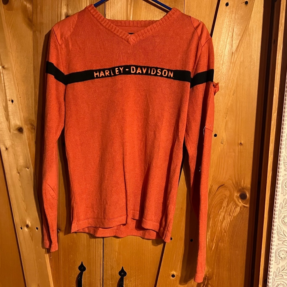 Small Harley Davisson vintage sweater.